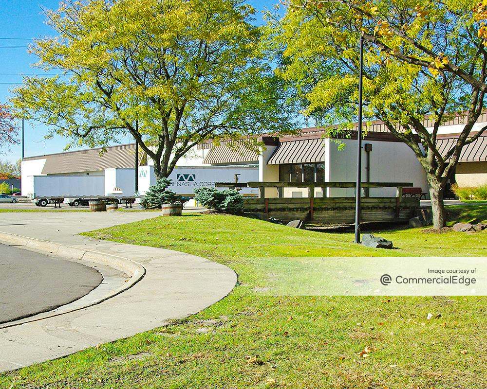 Arden Hills Business Center 4440 West Round Lake Road, Arden Hills